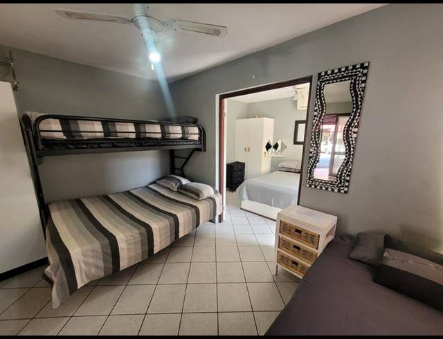 1 BEDROOM PROPERTY TO RENT IN UVONGO BEACH